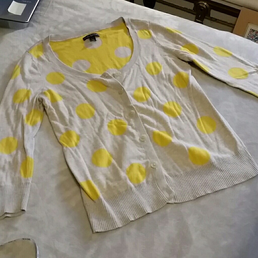 Womens 💛yellow polka dot American eagle cardi